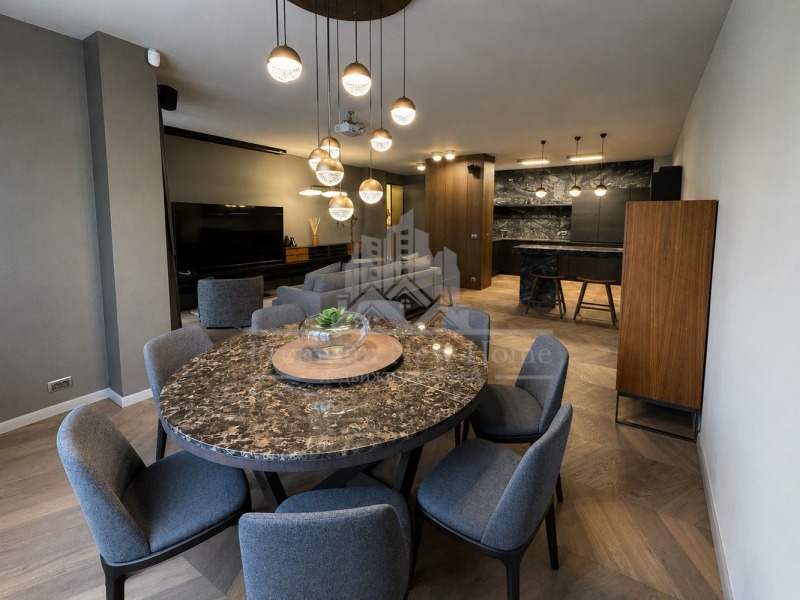 Под наем 4-СТАЕН, град София, Витоша • 3600 € / 7040.99 лв. • 85512949 1 — Holmes.bg Под наем 4-СТАЕН, град София, Витоша • 3600 € / 7040.99 лв. • 85512949 1
