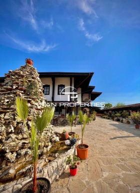 ЗАВЕДЕНИЕ, 2 000 m2 - Holmes.bg ЗАВЕДЕНИЕ, 2 000 m2