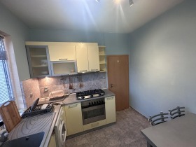 Обява Дава под наем 2-СТАЕН,град Пловдив, Каменица 2