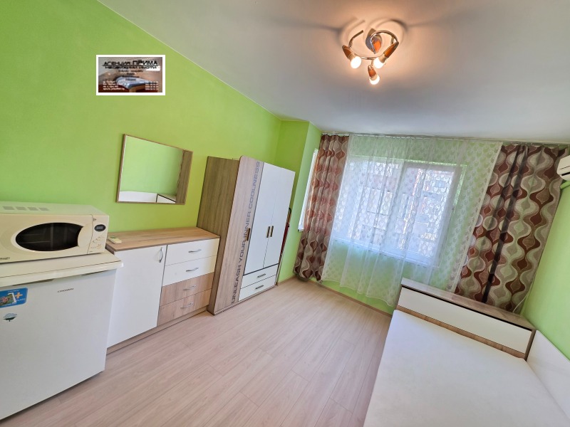 Под наем СТАЯ, град Пловдив, Център • 240 € • 89735212 1 — Holmes.bg Под наем СТАЯ, град Пловдив, Център • 240 € • 89735212 1