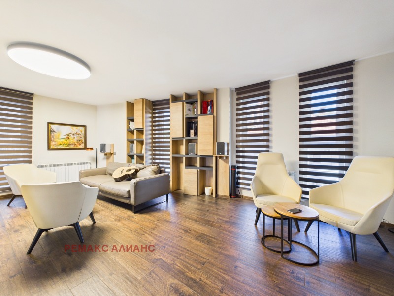 Под наем 4-СТАЕН, град София, Изток • 2500 € / 4889.57 лв. • 21378192 1 — Holmes.bg Под наем 4-СТАЕН, град София, Изток • 2500 € / 4889.57 лв. • 21378192 1