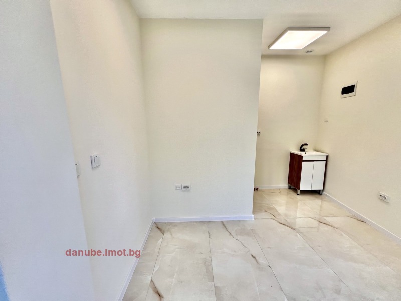 Под наем ОФИС, град Русе, Ялта • 150 € / 293.37 лв. • 79625838 1 — Holmes.bg Под наем ОФИС, град Русе, Ялта • 150 € / 293.37 лв. • 79625838 1