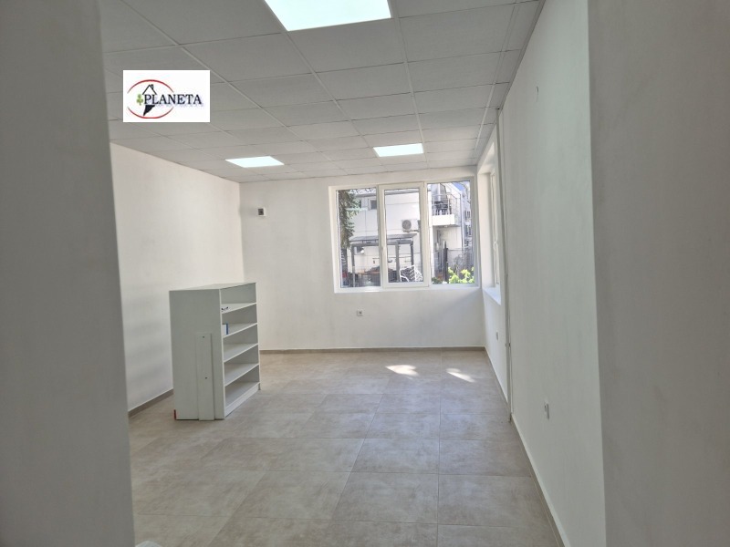Под наем ОФИС, град Перник, Център • 1000 € • 46546516 1 — Holmes.bg Под наем ОФИС, град Перник, Център • 1000 € • 46546516 1