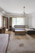 Под наем МНОГОСТАЕН, град Варна, Център • 880 € • 64451982 5 — Holmes.bg Под наем МНОГОСТАЕН, град Варна, Център • 880 € • 64451982 5
