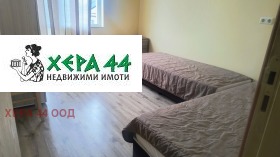Дава под наем 4-стаен, град Варна