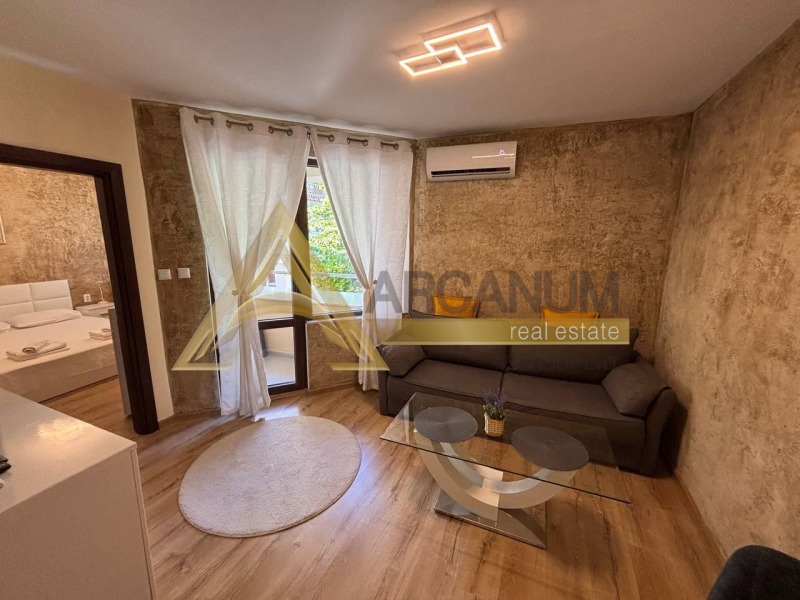 Под наем 2-СТАЕН, град Варна, Център • 800 € • 73993898 1 — Holmes.bg Под наем 2-СТАЕН, град Варна, Център • 800 € • 73993898 1
