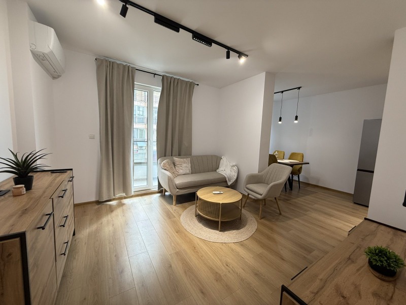 Под наем 2-СТАЕН, град Варна, Левски 1 • 590 € • 99701571 1 — Holmes.bg Под наем 2-СТАЕН, град Варна, Левски 1 • 590 € • 99701571 1