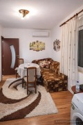 Под наем ЕТАЖ ОТ КЪЩА, град Пловдив, Христо Смирненски • 550 € / 1075.71 лв. • 19933252 3 — Holmes.bg Под наем ЕТАЖ ОТ КЪЩА, град Пловдив, Христо Смирненски • 550 € / 1075.71 лв. • 19933252 3