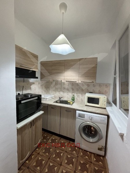 Под наем 1-СТАЕН, град Пловдив, Тракия • 250 € / 488.96 лв. • 23599313 1 — Holmes.bg Под наем 1-СТАЕН, град Пловдив, Тракия • 250 € / 488.96 лв. • 23599313 1