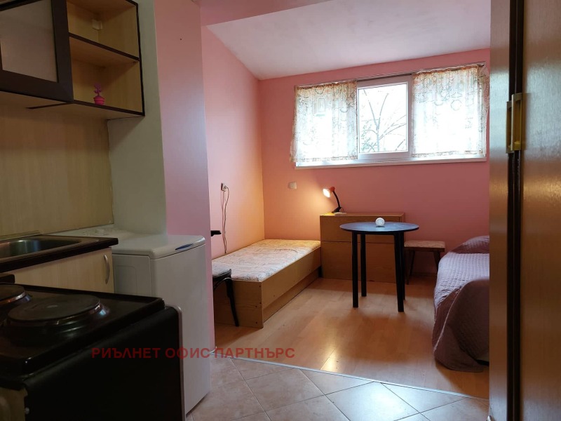Под наем 1-СТАЕН, град София, Подуяне • 300 € • 76460795 1 — Holmes.bg Под наем 1-СТАЕН, град София, Подуяне • 300 € • 76460795 1
