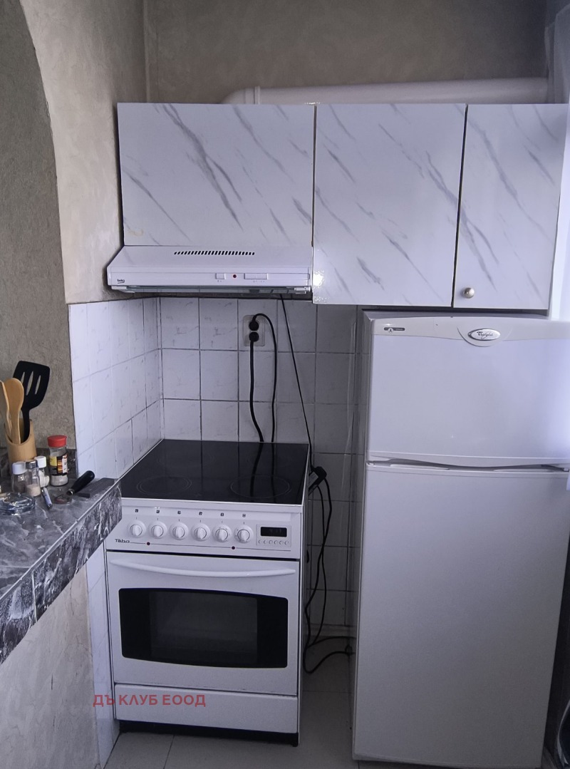 Под наем 3-СТАЕН, град София, Люлин 8 • 450 € / 880.12 лв. • 57216168 1 — Holmes.bg Под наем 3-СТАЕН, град София, Люлин 8 • 450 € / 880.12 лв. • 57216168 1