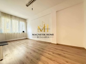 ОФИС, 20 m2 - Holmes.bg ОФИС, 20 m2