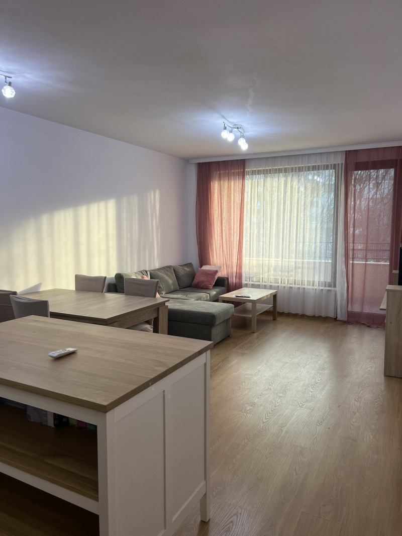 Под наем 2-СТАЕН, град Варна, Младост 2 • 1500 лв. / 766.94 € • 19988645 1 — Holmes.bg Под наем 2-СТАЕН, град Варна, Младост 2 • 1500 лв. / 766.94 € • 19988645 1