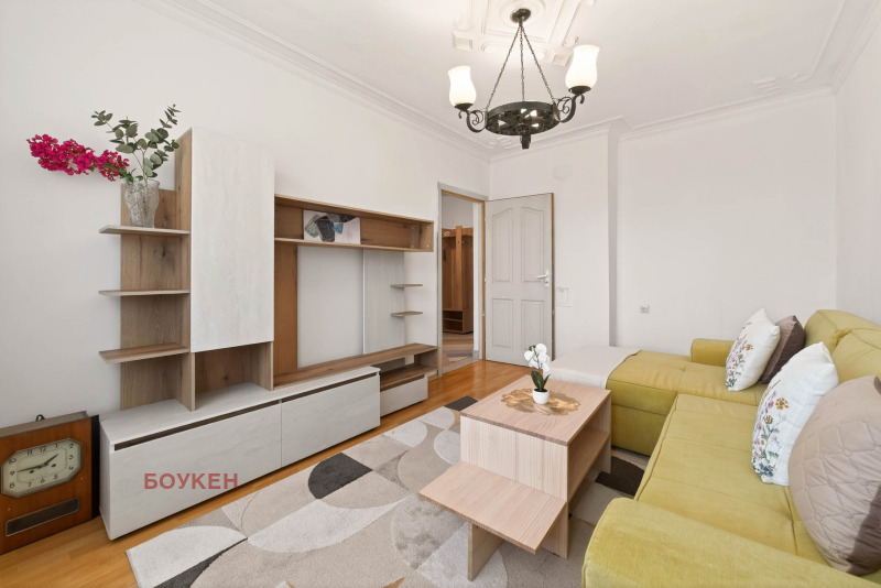 Под наем 4-СТАЕН, град Варна, Център • 750 € • 64455942 1 — Holmes.bg Под наем 4-СТАЕН, град Варна, Център • 750 € • 64455942 1