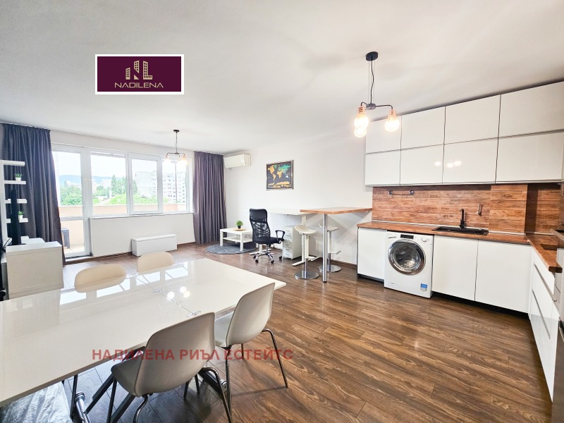 Под наем 3-СТАЕН, град София, Люлин 8 • 700 € • 10857881 1 — Holmes.bg Под наем 3-СТАЕН, град София, Люлин 8 • 700 € • 10857881 1