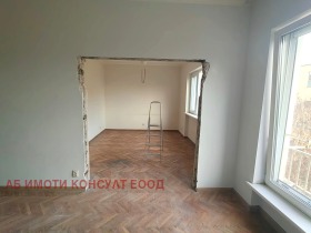 Обява Дава под наем ОФИС,град София, Докторски паметник>