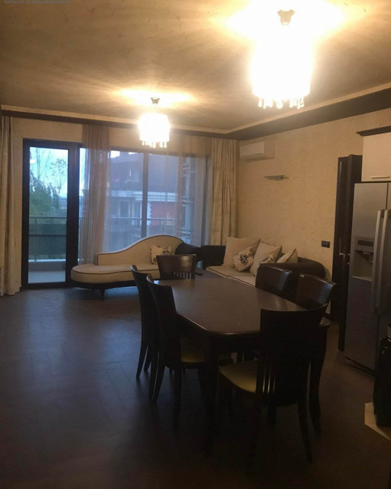 Под наем 4-СТАЕН, град София, Витоша • 1670 € • 67798129 1 — Holmes.bg Под наем 4-СТАЕН, град София, Витоша • 1670 € • 67798129 1