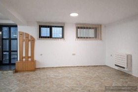 ОФИС, 70 m2 - Holmes.bg ОФИС, 70 m2