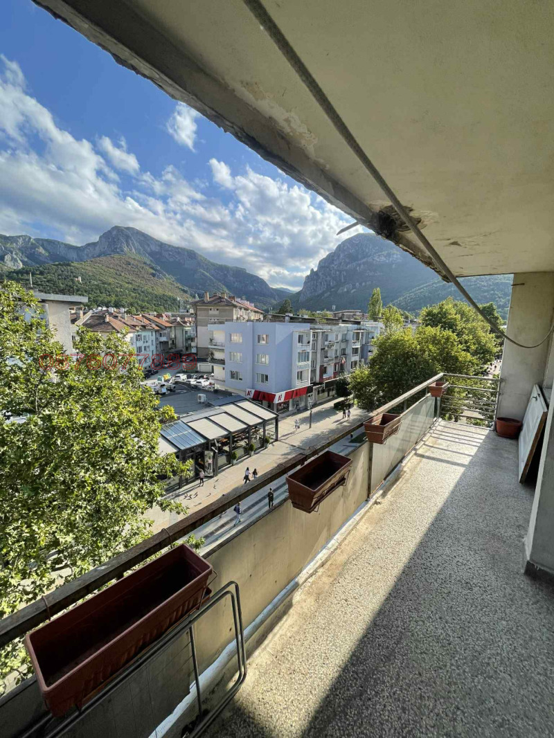 Под наем 4-СТАЕН, град Враца, Център • 350 € / 684.54 лв. • 57860234 1 — Holmes.bg Под наем 4-СТАЕН, град Враца, Център • 350 € / 684.54 лв. • 57860234 1