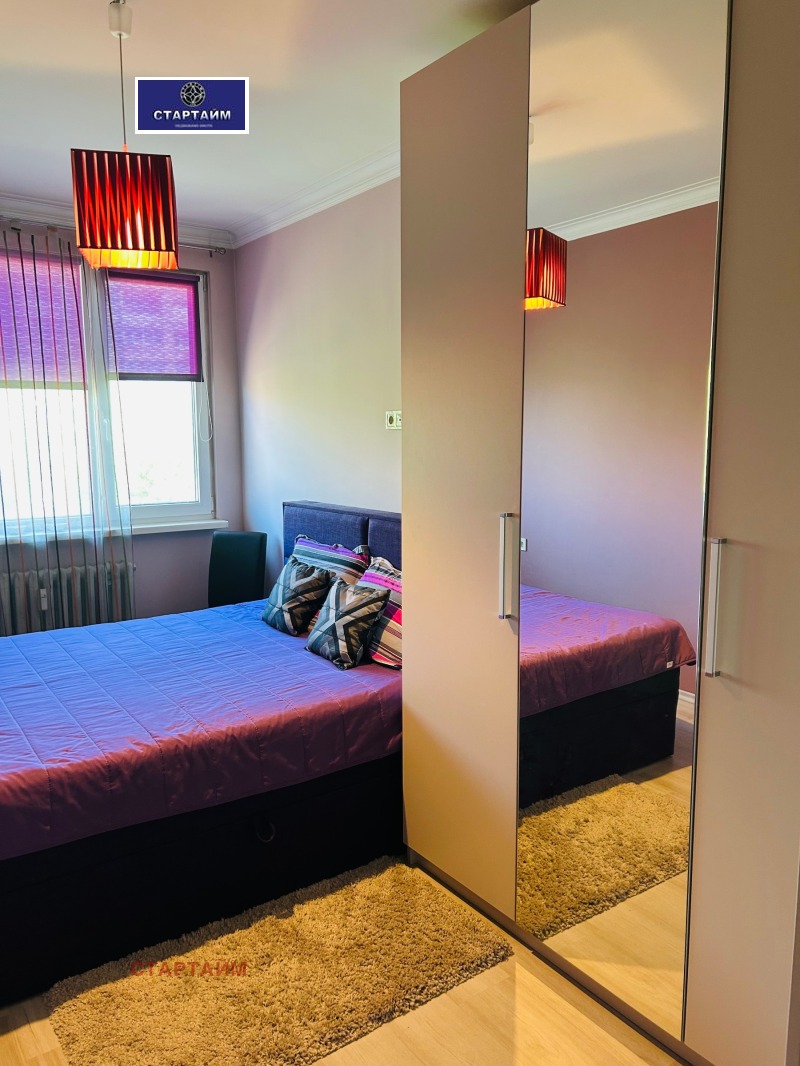Под наем 3-СТАЕН, град София, Зона Б-18 • 700 € / 1369.08 лв. • 64957885 1 — Holmes.bg Под наем 3-СТАЕН, град София, Зона Б-18 • 700 € / 1369.08 лв. • 64957885 1