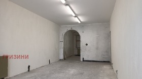 МАГАЗИН, 50 m2 - Holmes.bg МАГАЗИН, 50 m2