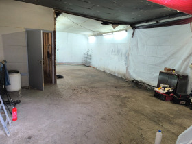 ПРОМ. ПОМЕЩЕНИЕ, 100 m2 - Holmes.bg ПРОМ. ПОМЕЩЕНИЕ, 100 m2