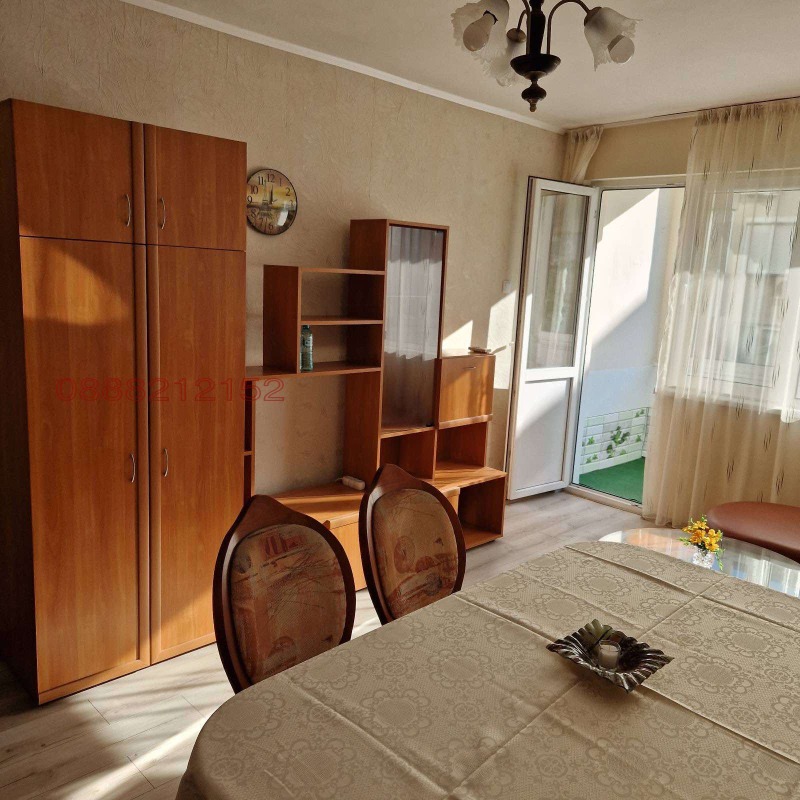 Под наем 3-СТАЕН, град Варна, Център • 550 € • 62041229 1 — Holmes.bg Под наем 3-СТАЕН, град Варна, Център • 550 € • 62041229 1