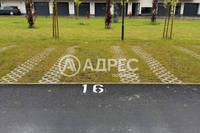 Под наем ГАРАЖ, ПАРКОМЯСТО, град София, Малинова долина • 110 € / 215.14 лв. • 82133295 1 — Holmes.bg Под наем ГАРАЖ, ПАРКОМЯСТО, град София, Малинова долина • 110 € / 215.14 лв. • 82133295 1