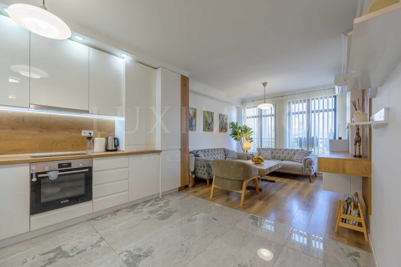 Под наем 3-СТАЕН, град София, Витоша • 1250 € / 2444.79 лв. • 54647815 1 — Holmes.bg Под наем 3-СТАЕН, град София, Витоша • 1250 € / 2444.79 лв. • 54647815 1