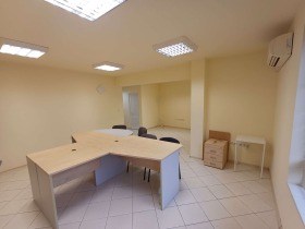 ОФИС, 45 m2 - Holmes.bg ОФИС, 45 m2