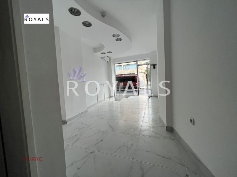 Под наем МАГАЗИН, град Варна, Операта • 550 € • 61255251 1 — Holmes.bg Под наем МАГАЗИН, град Варна, Операта • 550 € • 61255251 1