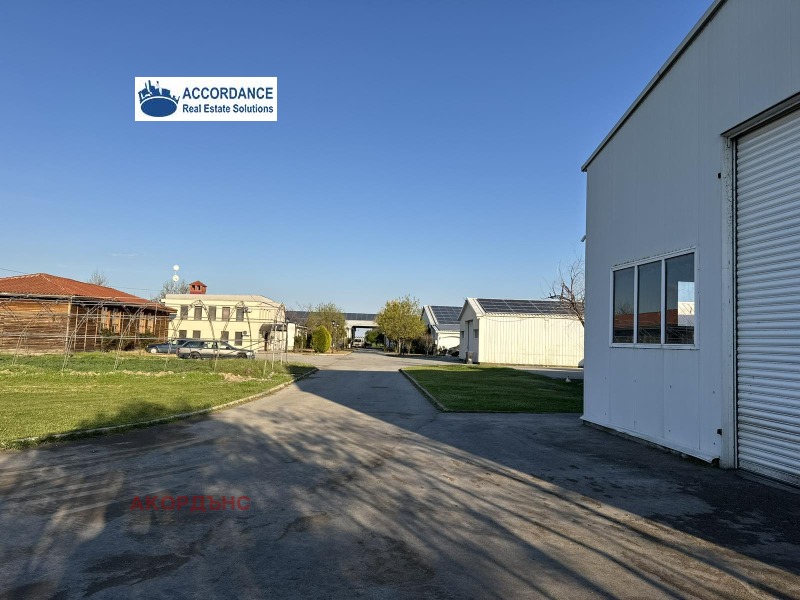 Под наем СКЛАД, област Пловдив, с. Маноле • 9800 € / 19167.13 лв. • 54068491 1 — Holmes.bg Под наем СКЛАД, област Пловдив, с. Маноле • 9800 € / 19167.13 лв. • 54068491 1