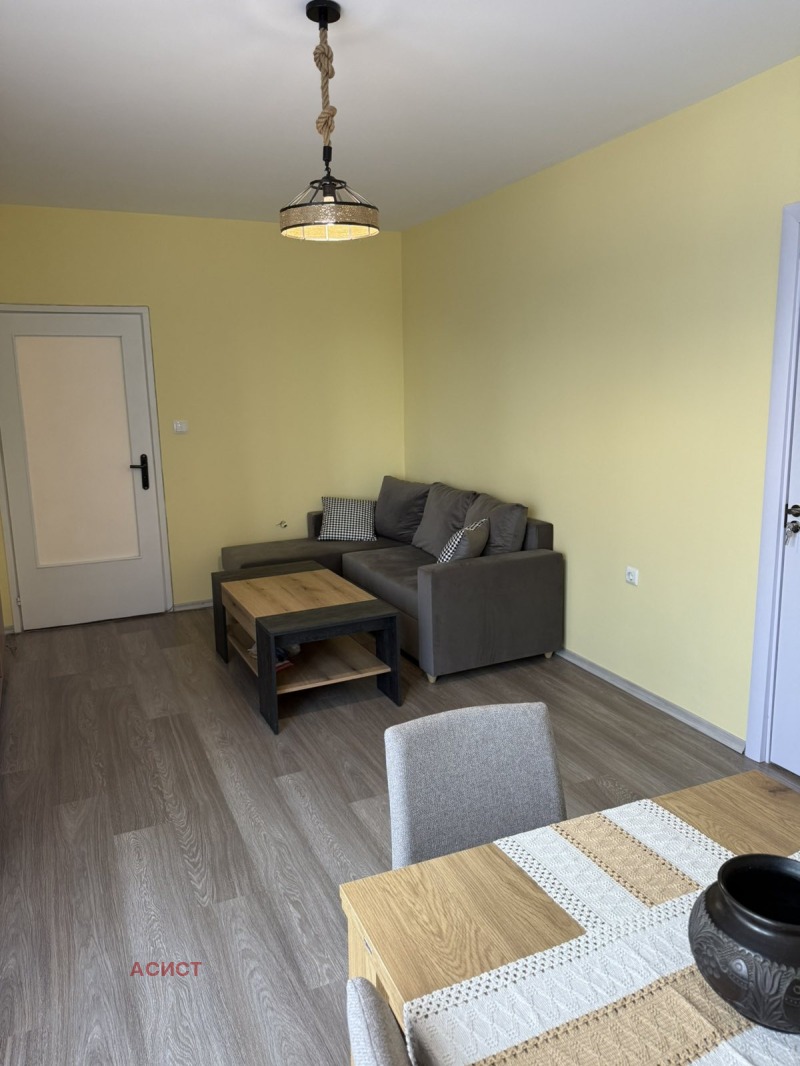Под наем 3-СТАЕН, град София, Белите брези • 700 € • 36631466 1 — Holmes.bg Под наем 3-СТАЕН, град София, Белите брези • 700 € • 36631466 1
