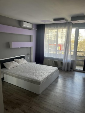 Обява Дава под наем 3-СТАЕН,град София, Сухата река