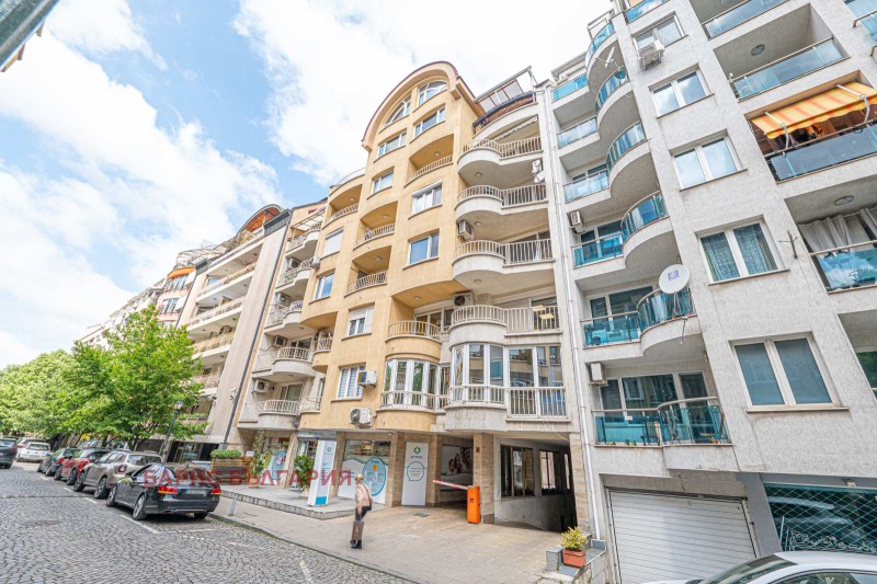 Под наем ОФИС, град София, Лозенец • 1700 € / 3324.91 лв. • 32053002 1 — Holmes.bg Под наем ОФИС, град София, Лозенец • 1700 € / 3324.91 лв. • 32053002 1