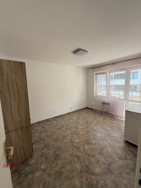 Обява Дава под наем 4-СТАЕН,град София, Дървеница