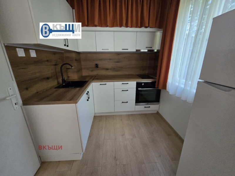 Под наем 3-СТАЕН, град Велико Търново, Център • 700 лв. / 357.90 € • 15048582 1 — Holmes.bg Под наем 3-СТАЕН, град Велико Търново, Център • 700 лв. / 357.90 € • 15048582 1