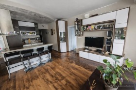 3-СТАЕН, 72 m2 - Holmes.bg 3-СТАЕН, 72 m2