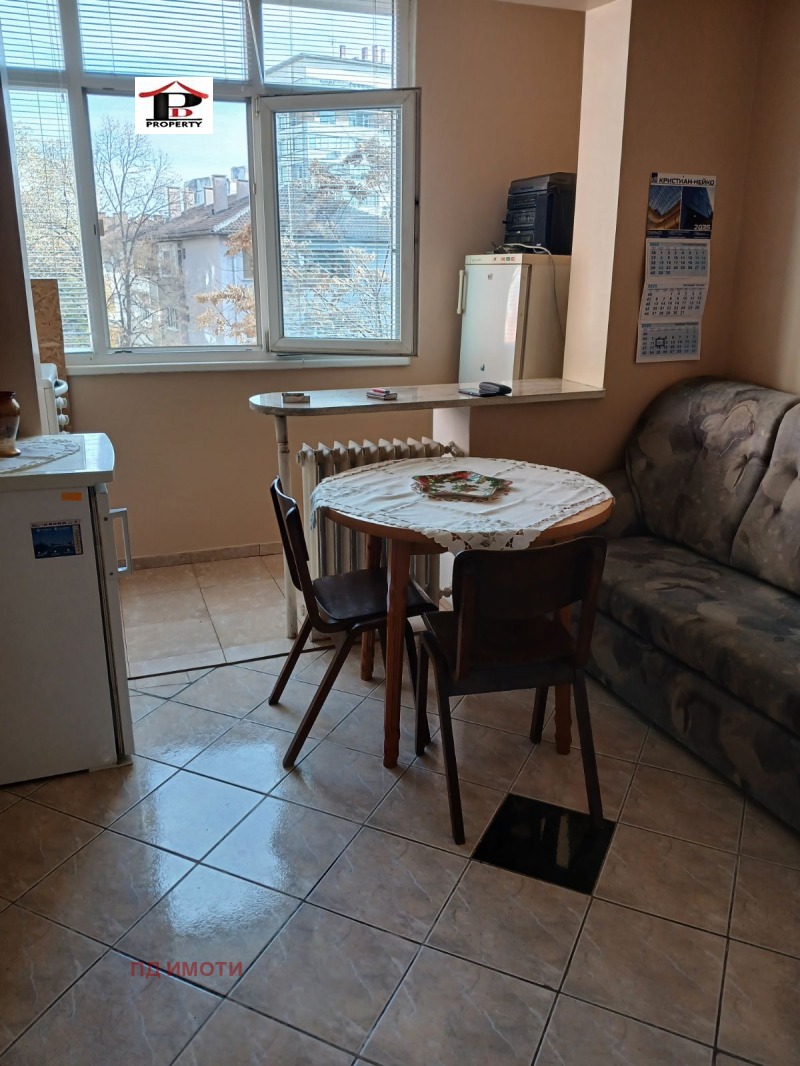 Под наем 2-СТАЕН, град София, Банишора • 500 € / 977.91 лв. • 18881012 1 — Holmes.bg Под наем 2-СТАЕН, град София, Банишора • 500 € / 977.91 лв. • 18881012 1