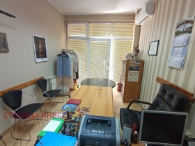 Обява Дава под наем ОФИС,град Русе, Център