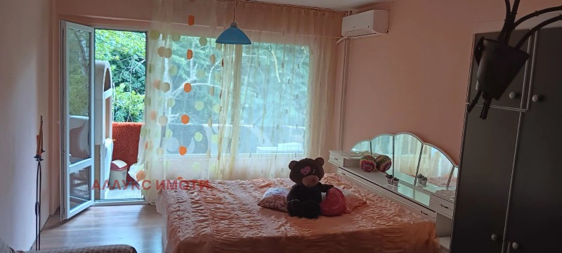Под наем 2-СТАЕН, град Русе, Здравец Изток • 300 € / 586.75 лв. • 68362738 1 — Holmes.bg Под наем 2-СТАЕН, град Русе, Здравец Изток • 300 € / 586.75 лв. • 68362738 1
