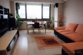 3-СТАЕН, 67 m2 - Holmes.bg 3-СТАЕН, 67 m2