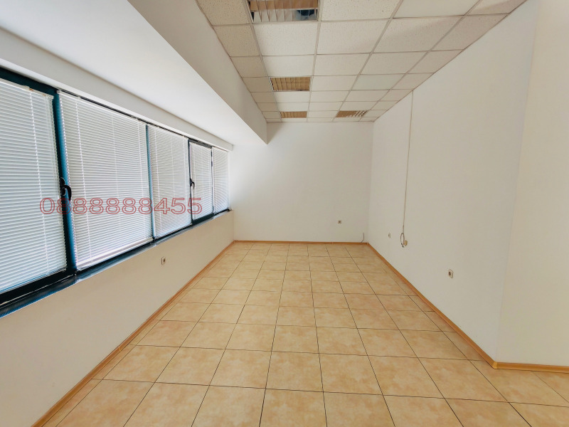 Под наем ОФИС, град София, Люлин 7 • 400 € • 51907846 1 — Holmes.bg Под наем ОФИС, град София, Люлин 7 • 400 € • 51907846 1