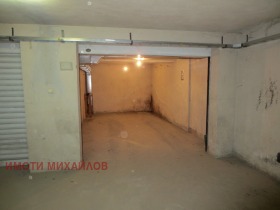 ГАРАЖ, ПАРКОМЯСТО, 24 m2 - Holmes.bg ГАРАЖ, ПАРКОМЯСТО, 24 m2