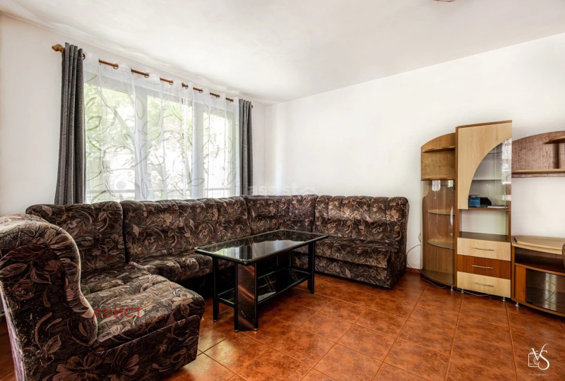 Под наем 3-СТАЕН, град София, Белите брези • 500 € / 977.91 лв. • 36772591 1 — Holmes.bg Под наем 3-СТАЕН, град София, Белите брези • 500 € / 977.91 лв. • 36772591 1