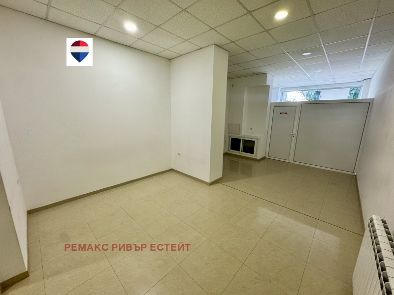 Под наем МАГАЗИН, град Русе, Център • 470 € • 63794392 1 — Holmes.bg Под наем МАГАЗИН, град Русе, Център • 470 € • 63794392 1