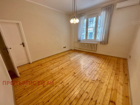 МНОГОСТАЕН, 120 m2 - Holmes.bg МНОГОСТАЕН, 120 m2