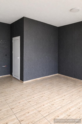 ОФИС, 35 m2 - Holmes.bg ОФИС, 35 m2