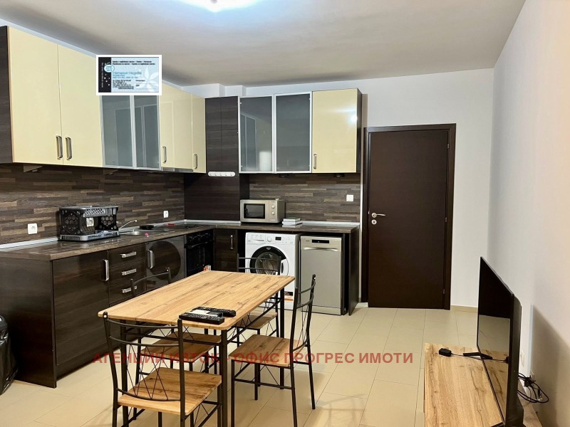 Под наем 2-СТАЕН, град София, Надежда 2 • 550 € / 1075.71 лв. • 70894715 1 — Holmes.bg Под наем 2-СТАЕН, град София, Надежда 2 • 550 € / 1075.71 лв. • 70894715 1