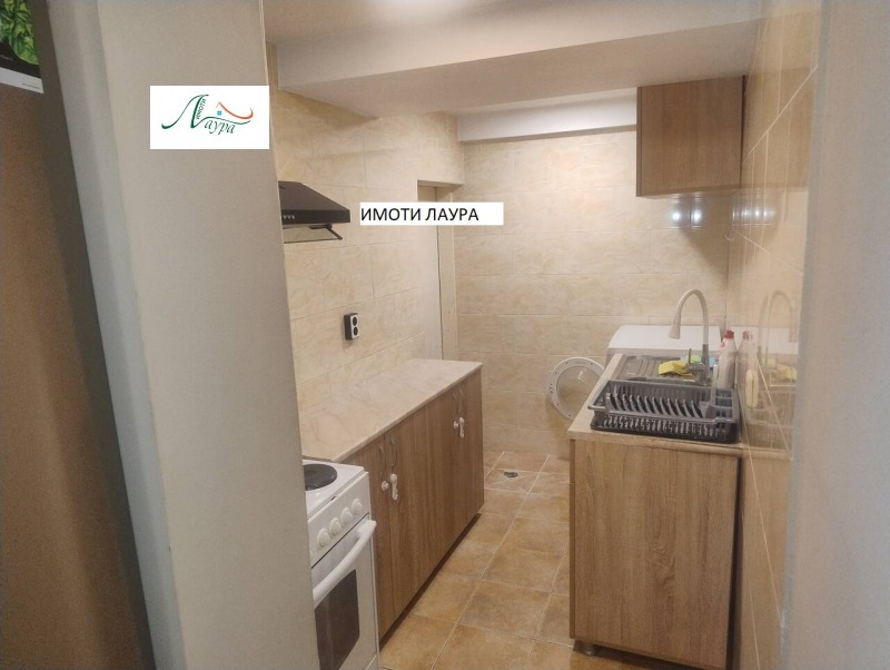 Под наем 2-СТАЕН, град Шумен, 5-ти полк • 500 лв. / 255.65 € • 79345342 1 — Holmes.bg Под наем 2-СТАЕН, град Шумен, 5-ти полк • 500 лв. / 255.65 € • 79345342 1